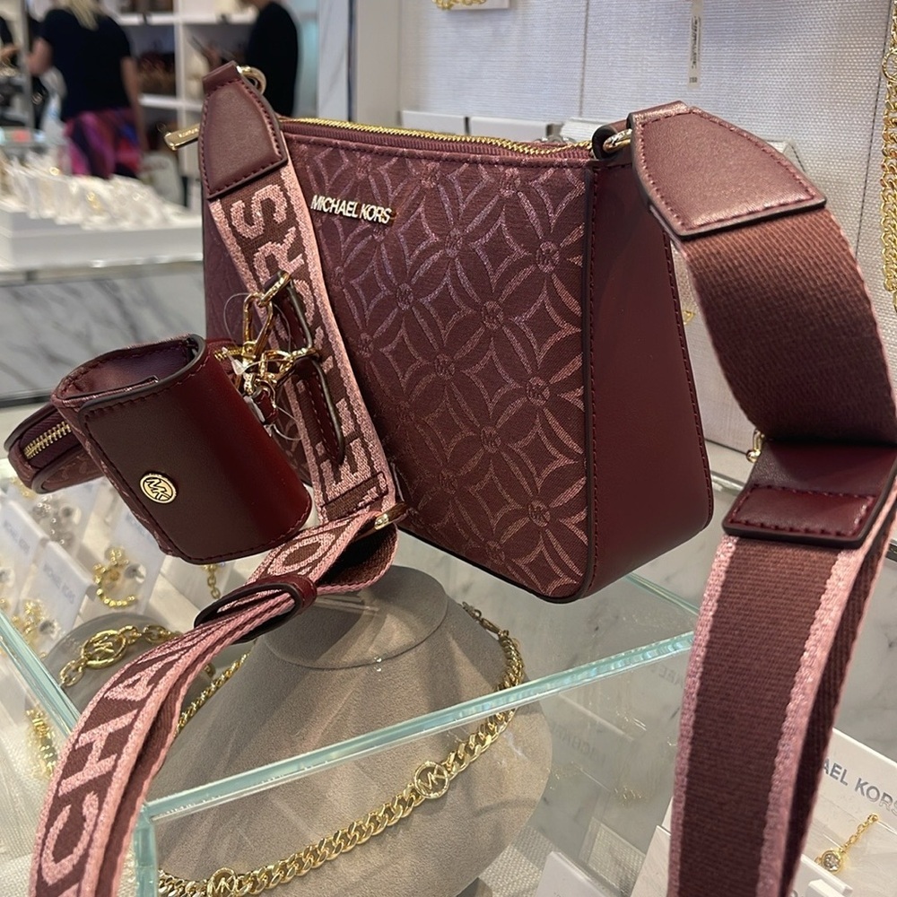 MICHAEL KORS Jet Set Travel Small Logo Jacquard Crossbody With Tech Attach - Oxb - Picture 15 of 16